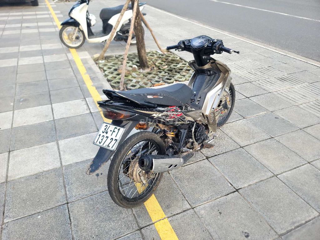 Exciter 135 xuống full áo 2010 57zz. Mua bán Xe máy tại Thành phố Bà Rịa Bà Rịa - Vũng Tàu được đăng bởi min min hình 2