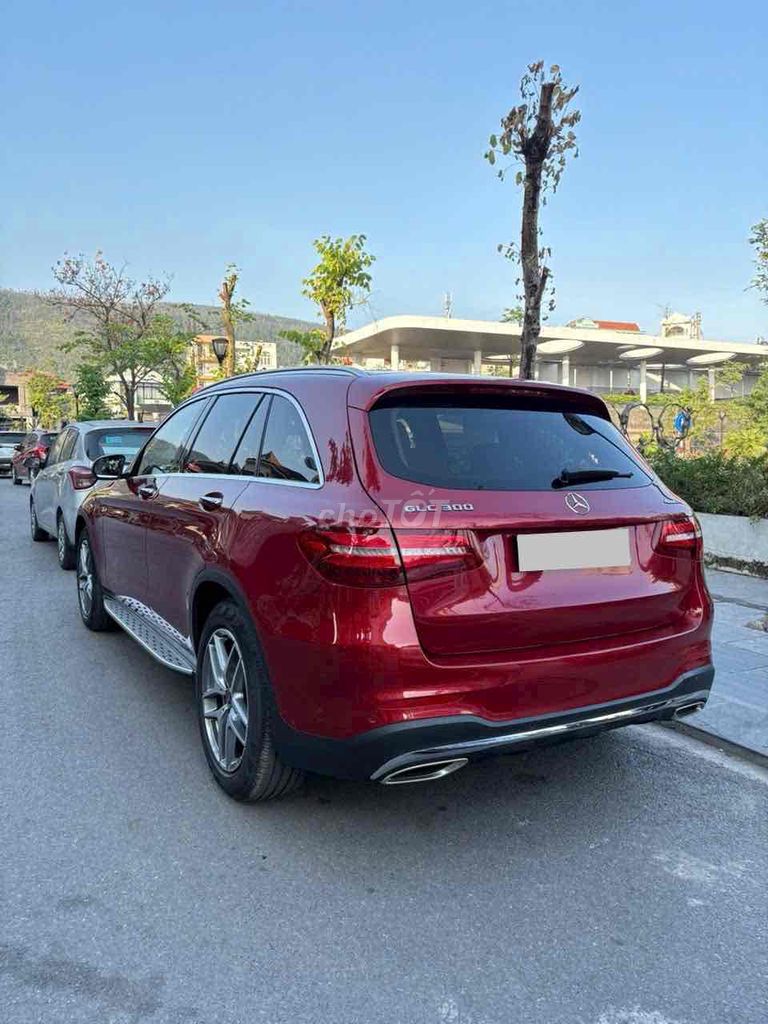 Mercedes Benz GLC 300 - 2019 - 44000 km