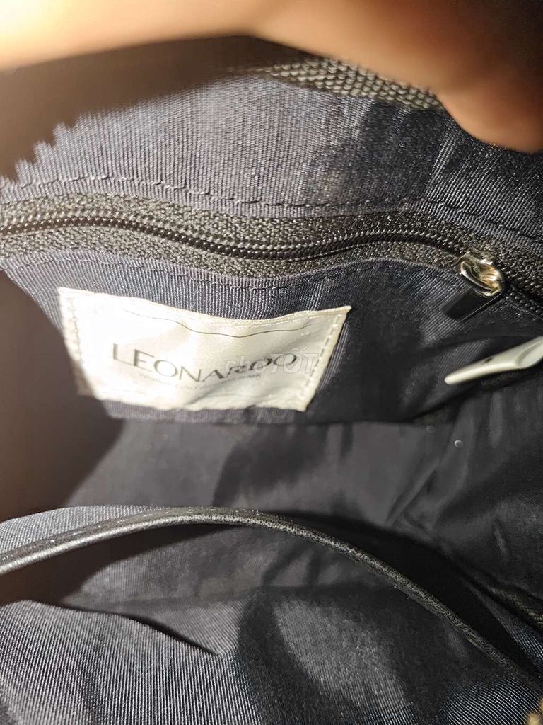 Túi đeo chéo Leonardo Da cao cấp Đen Unisex. Mua bán Túi xách tại Quận 12 Tp Hồ Chí Minh được đăng bởi Anh Vi Cá hình 1