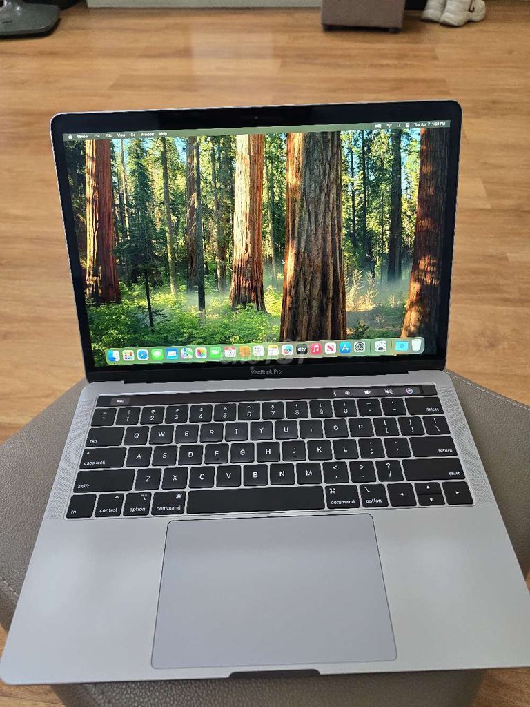 Apple MacBook Pro 2019 i5/8GB/128GB Đẹp ngon. Mua bán Laptop tại Quận Hà Đông Hà Nội được đăng bởi Lam hình 1