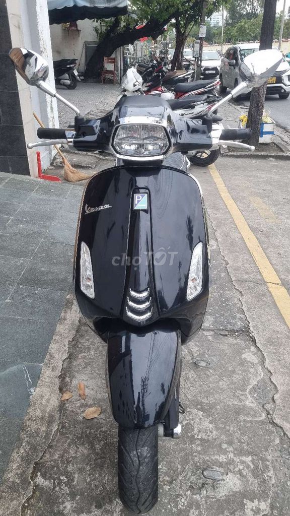 Piaggio Vespa Sprint 2022 Đen 4000 km. Mua bán Xe máy tại Quận Hải Châu Đà Nẵng được đăng bởi Dức long hình 11