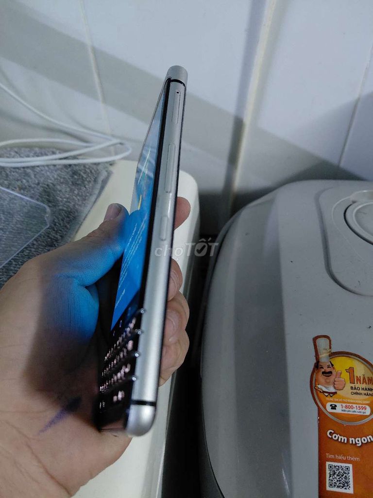 Blackbery ken mơi 98% zin nguyên. Mua bán Điện thoại tại Thành phố Thuận An Bình Dương được đăng bởi Phong hình 4