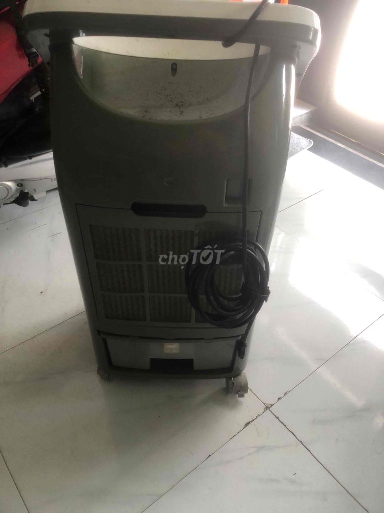 Quạt hơi nước Midea Trắng Đã sử dụng. Mua bán Quạt tại Quận 12 Tp Hồ Chí Minh được đăng bởi vũ hình 1