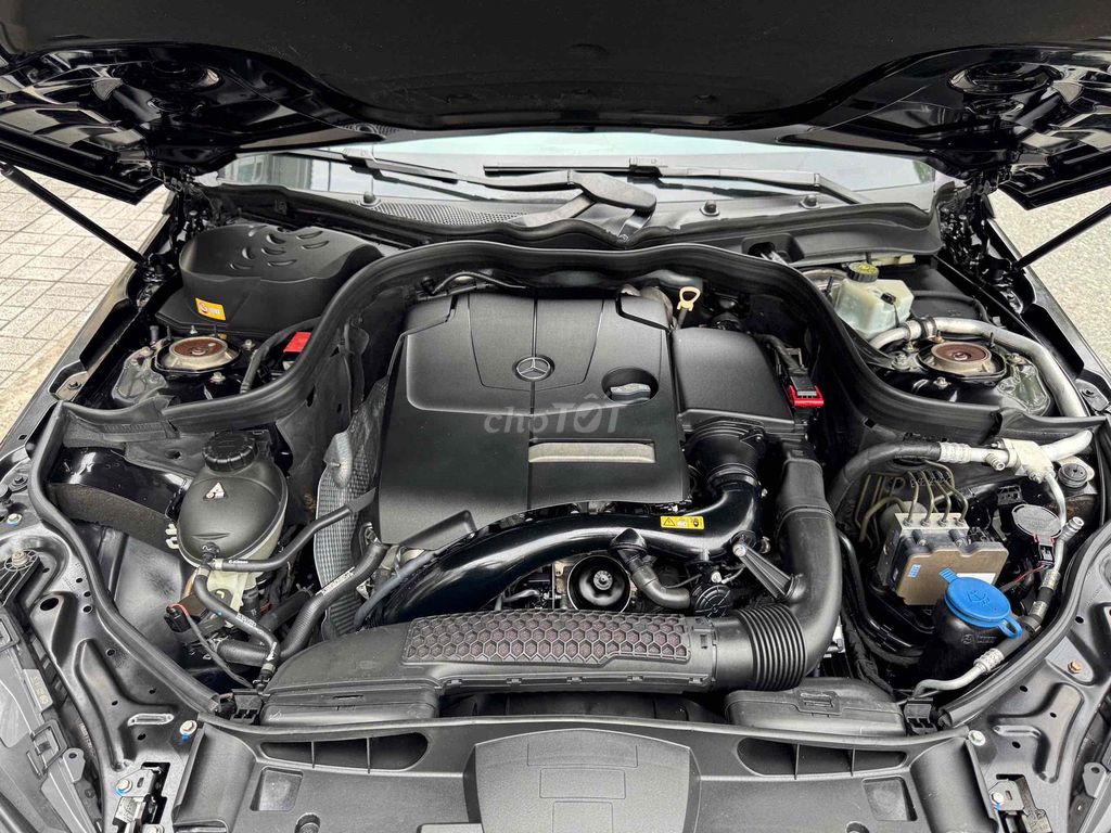 CẦN BÁN XE MERCEDES E250. XS 2014.87000KM. Mua bán Ô tô tại Quận Bình Tân Tp Hồ Chí Minh được đăng bởi XE ĐẸP BÌNH TÂN hình 12