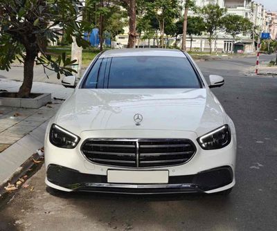Mercedes E200 Exclusive ĐKLĐ 2025 Trắng/Nâu. Mua bán Ô tô tại Quận Bình Tân Tp Hồ Chí Minh được đăng bởi Thanh Nhã Xe Lướt Sài Gòn