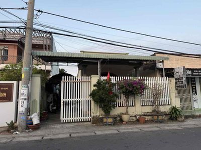 Chính chủ Bán nhà Xã Hồ Tràm, TPHCM