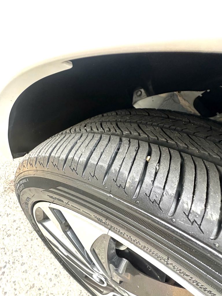 Rondo 2020 số sàn, bản full, xe đẹp, giá rẻ. Mua bán Ô tô tại Quận Tân Phú Tp Hồ Chí Minh được đăng bởi  tran minh hình 10