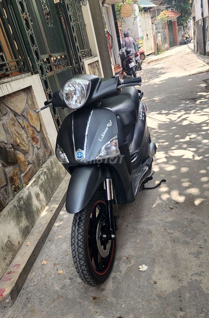 Liberty đen nhám phun xăng điện tử biển Hà Nội. Mua bán Xe máy tại Quận Ba Đình Hà Nội được đăng bởi bùi kim giang  hình 1