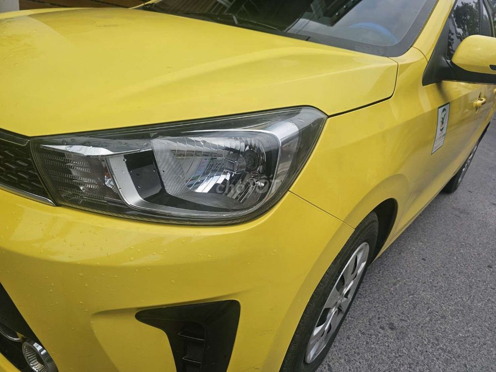 Автомобильный цинк Kia Soluto 2021