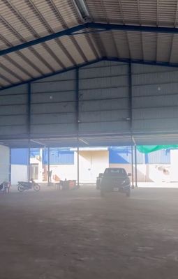 Cho thuê xưởng tp Vĩnh Long dt 4500m giá 165 tr. Cho thuê văn phòng, mặt bằng kinh doanh tại Thành phố Vĩnh Long Vĩnh Long được đăng bởi Trọng kho xưởng