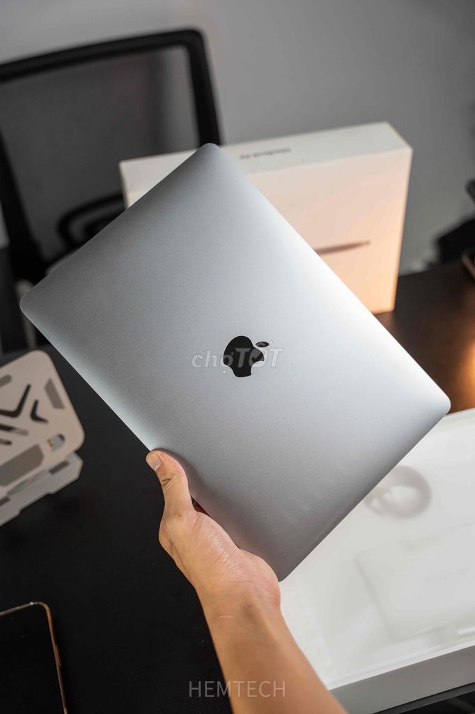 Apple Macbook Air M1 13 inch 8GB/256GB Xám. Mua bán Laptop tại Quận 3 Tp Hồ Chí Minh được đăng bởi Trường hình 1