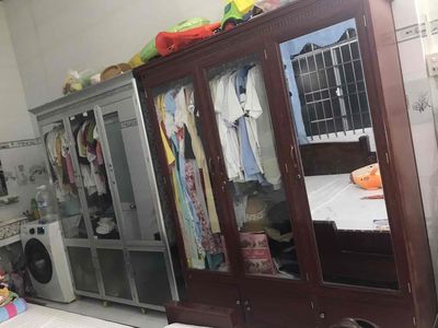 thanh ly 2 tủ quần áo do dọn nhà. tủ còn rất mới. Mua bán Nội thất, đồ gia dụng khác tại Huyện Lấp Vò Đồng Tháp được đăng bởi Minh Triết