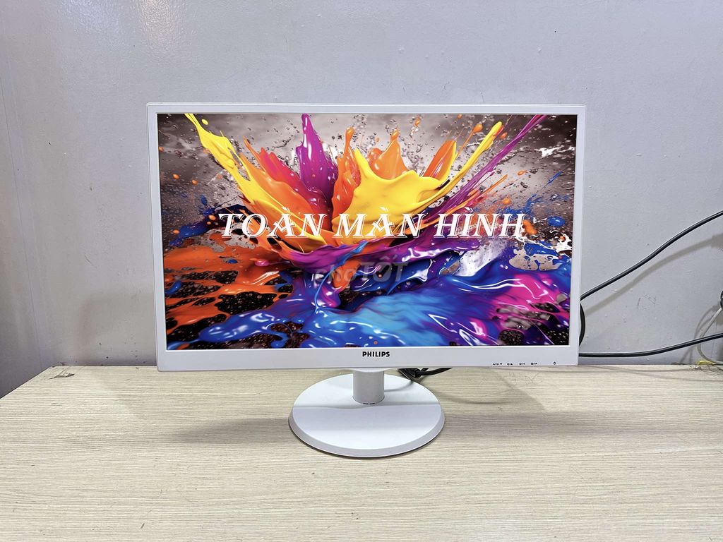 Màn hình Philips 24" đẹp quá đẹp chỉ $1m3