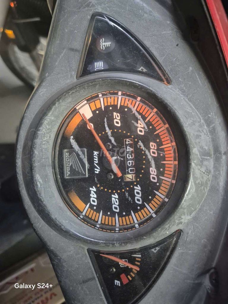 Không sử dụng cần sang nhượng. Mua bán Xe máy tại Quận Tân Bình Tp Hồ Chí Minh được đăng bởi Nhan Le hình 4