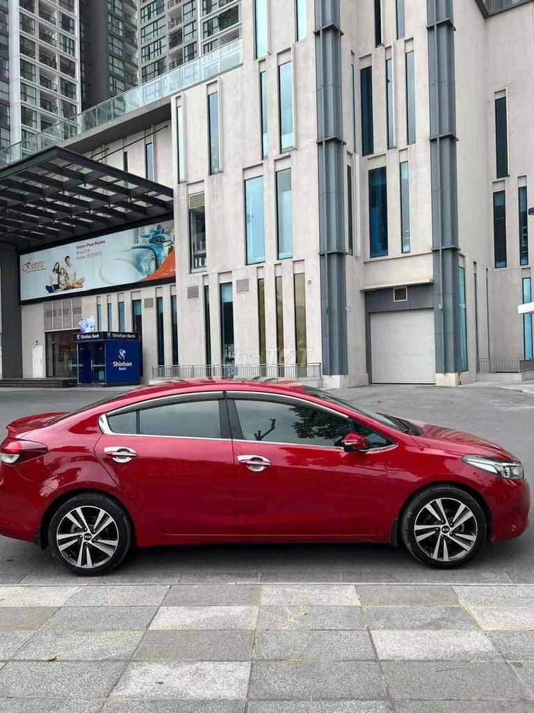 Kia Cerato 2018 Màu Đỏ, Số Tự Động, Sản Xuất Tại. Mua bán Ô tô tại Quận Thanh Xuân Hà Nội được đăng bởi Nguyễn Ngọc Báu hình 3