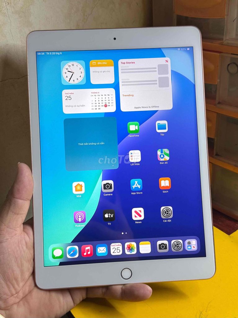 iPad Gen 7 32g bản Wifi (giá 2200k). Mua bán Máy tính bảng tại Quận Tân Bình Tp Hồ Chí Minh được đăng bởi Chuyên Bán Đồ 2hand hình 1