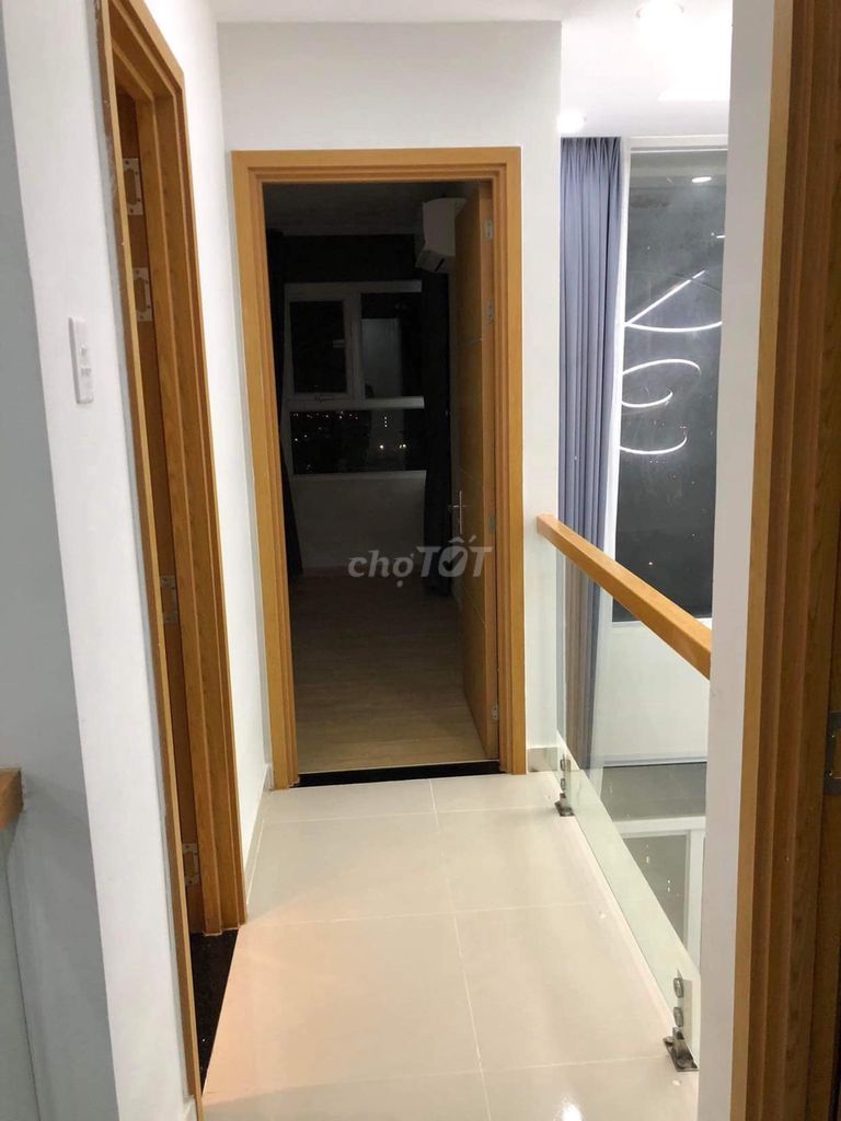 Penhouse duplex Him Lam Phú Đông 120m2, 3PN - 2WC + sân vườn