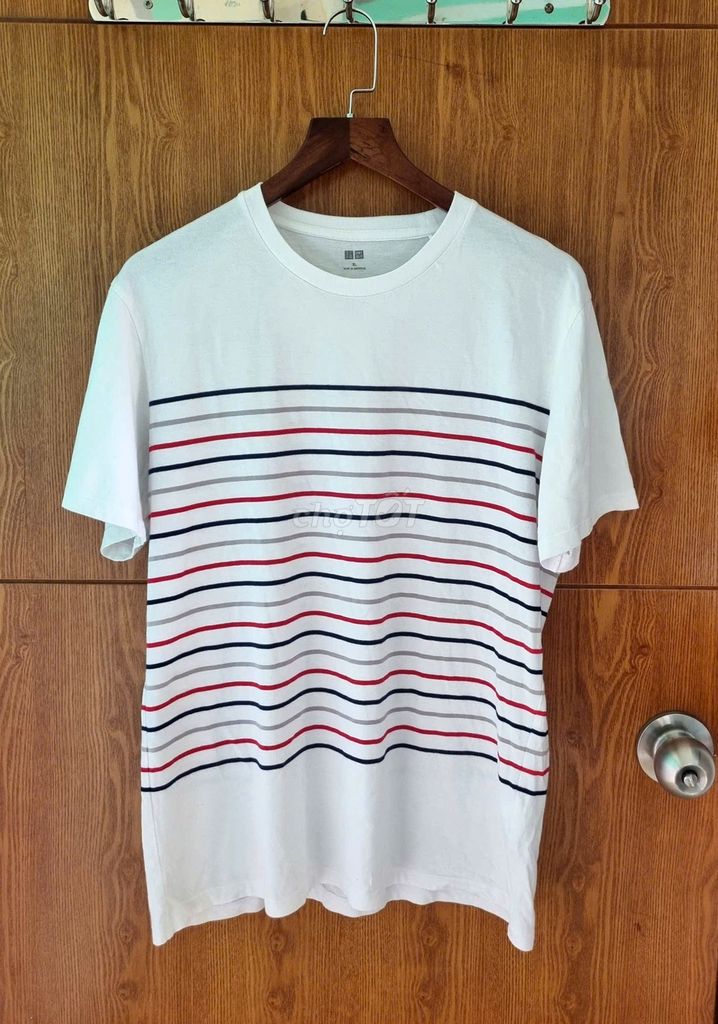 Thanh lý áo T-shirt Uniqlo sọc (1.65-1.75m). Mua bán Quần áo tại Quận 12 Tp Hồ Chí Minh được đăng bởi Nhiên Lao hình 1
