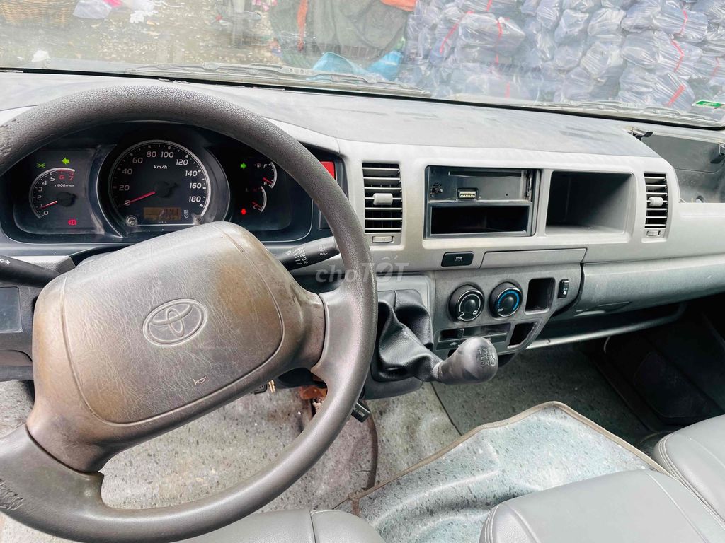Toyota Hiace 2007 cơ qu.an thanh lý tên tư nhân. Mua bán Ô tô tại Thành phố Thủ Đức Tp Hồ Chí Minh được đăng bởi Bán xe hình 10