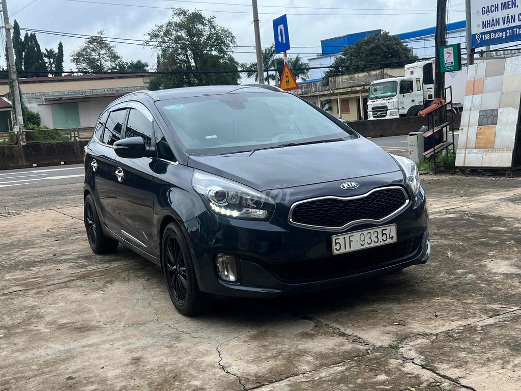 Kia Rondo 2016 2.0 GAT - 70000 km