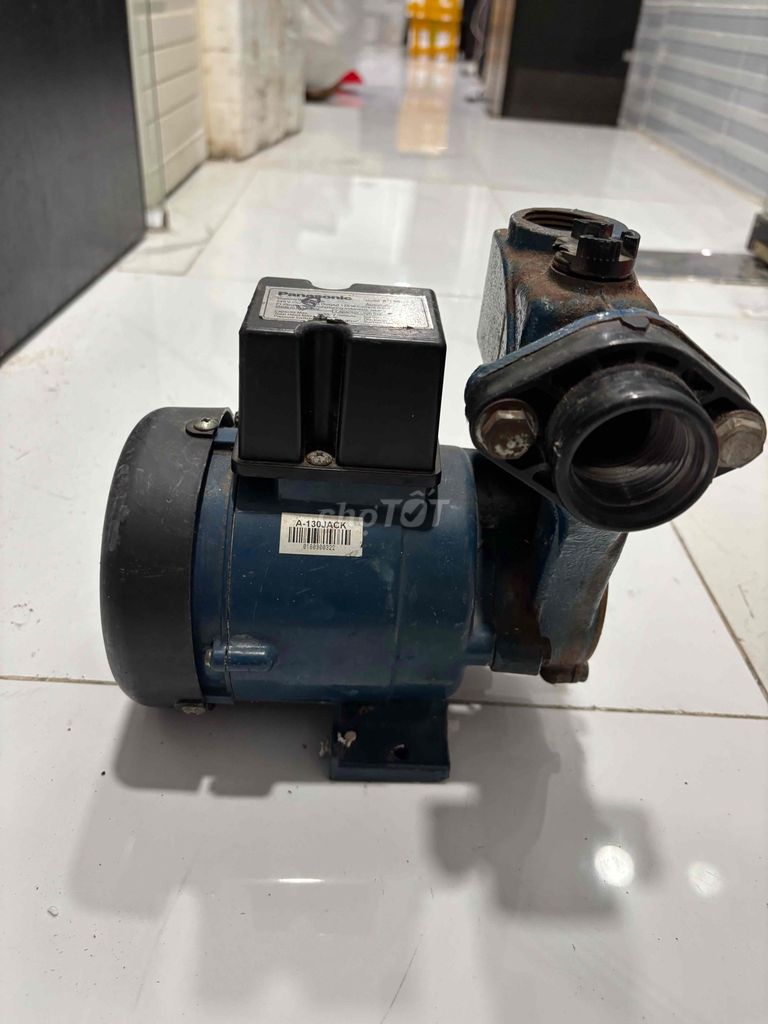 Máy bơm nước Panasonic A-130JACK Xanh đen. Mua bán Nội thất, đồ gia dụng khác tại Quận Phú Nhuận Tp Hồ Chí Minh được đăng bởi Bông Lê hình 1