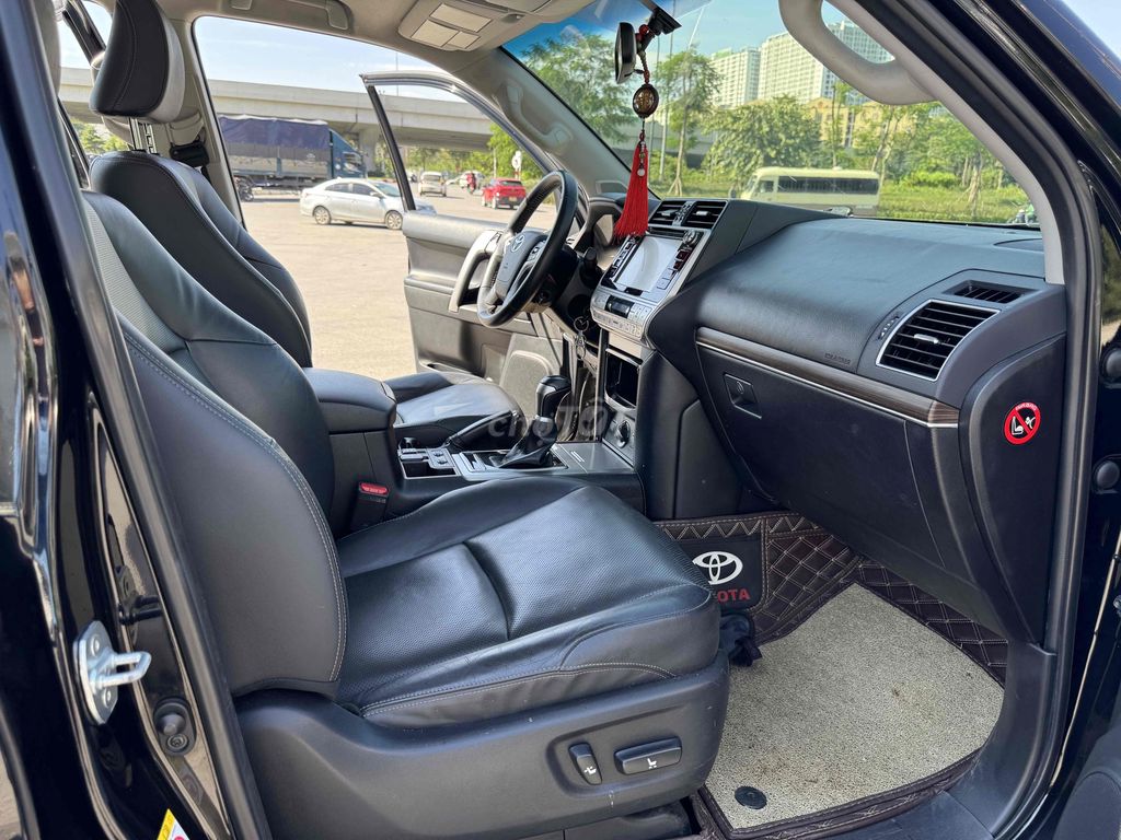 CẦN BÁN TOYOTA PRADO 2.7 VX MODEL 2018 SIÊU MỚI. Mua bán Ô tô tại Quận Bắc Từ Liêm Hà Nội được đăng bởi Mr PHÁT THÁI HÀ AUTO hình 14