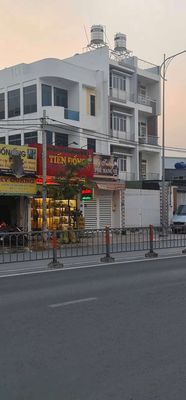 Nhà phố 180 m² · 4 PN · Đường Tô Ký
