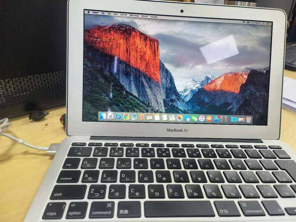 Apple MacBook Air 2015 i5 4GB/256GB. Mua bán Laptop tại Huyện Châu Đức Bà Rịa - Vũng Tàu được đăng bởi nguyễn thiện hình 1