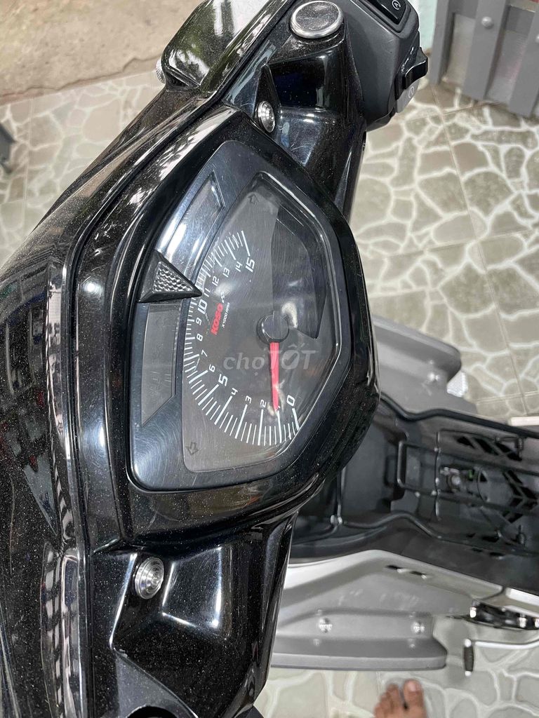 ex135 FI máy 150, 9 chủ