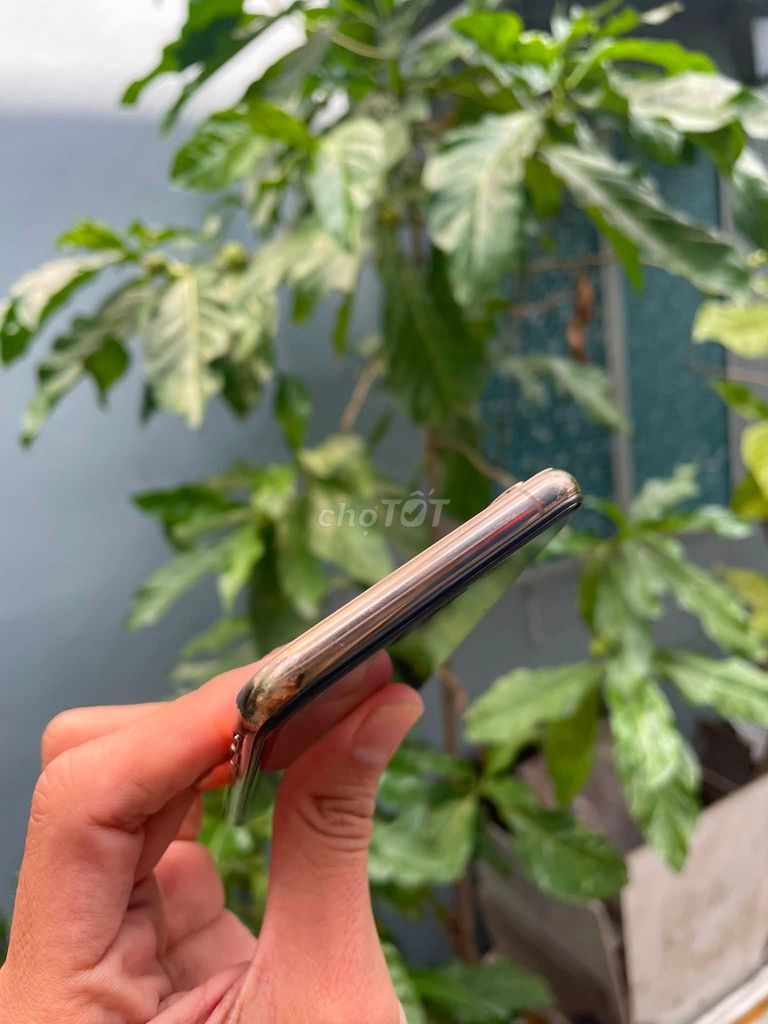 Apple iPhone XS 64GB Vàng Like New. Mua bán Điện thoại tại Quận 11 Tp Hồ Chí Minh được đăng bởi Hội Đồ Điện Tử hình 1