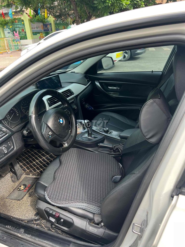 BMW 3 Series 2***00 km. Mua bán Ô tô tại Quận Bình Thạnh Tp Hồ Chí Minh được đăng bởi văn vũ hình 9