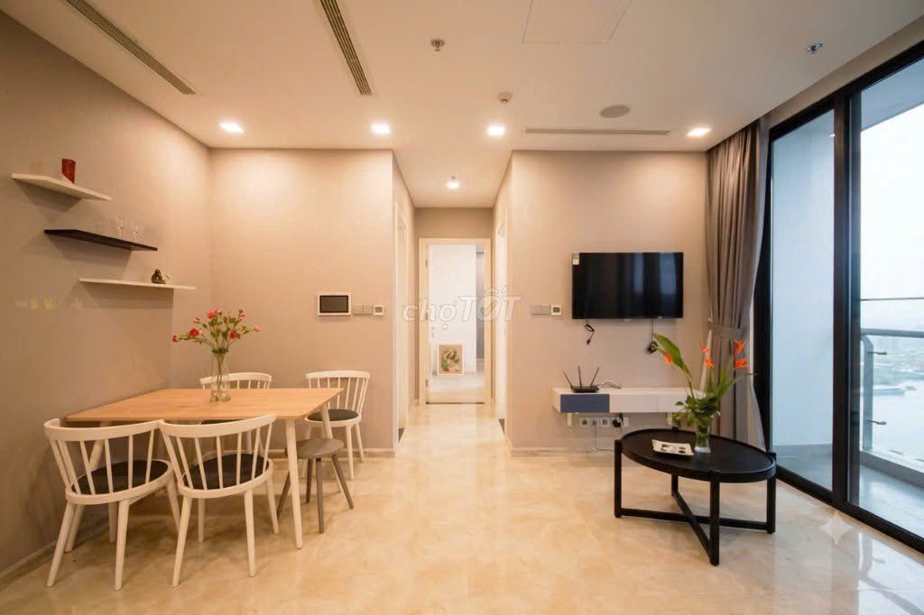 Rent · 2 bd · 72 м² · Quận 1, ул. Tôn Đức Thắng