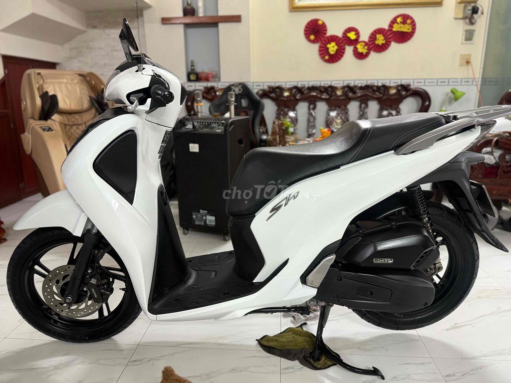 Honda SH 125 2019 Sporty Trắng đen GÓP CẦN CCCD. Mua bán Xe máy tại Quận Ninh Kiều Cần Thơ được đăng bởi XE MÁY HOÀNG YẾN hình 1