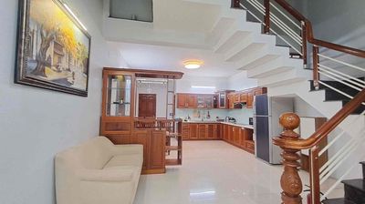 Аренда · 4 комн. · 90 м² · Quận Sơn Trà, ул. Đường Vương Thừa Vũ