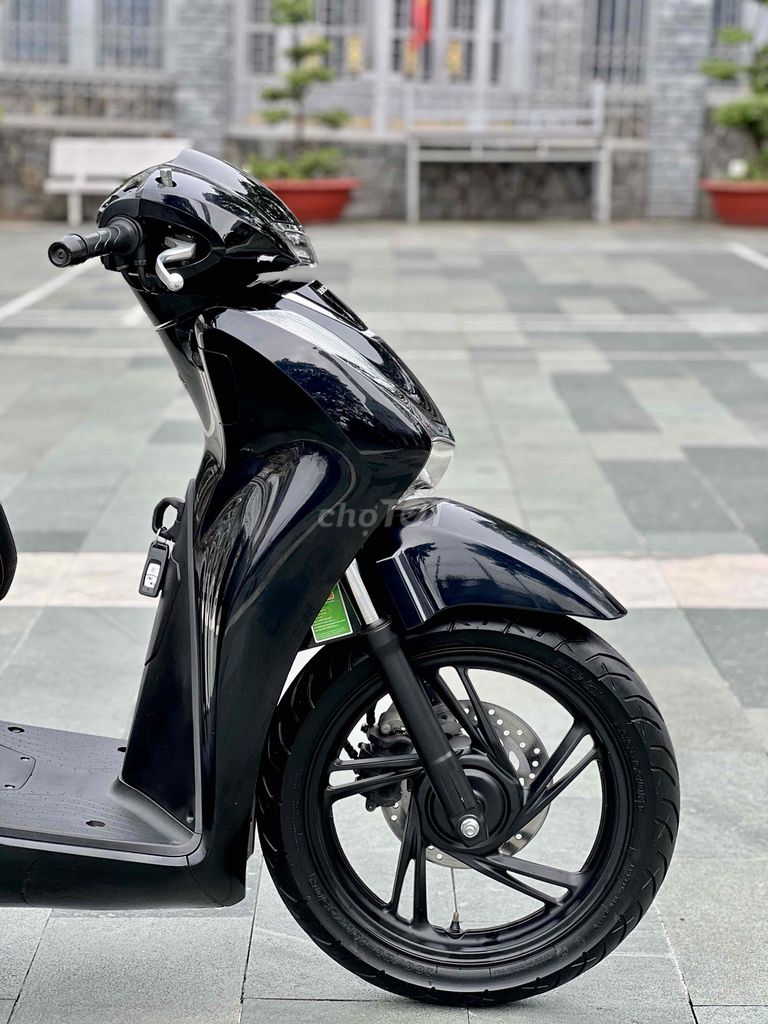 SH 125 2022 ĐEN BÓNG BSTP CHÍNH CHỦ CÓ BÁN GÓP. Mua bán Xe máy tại Thành phố Thủ Đức Tp Hồ Chí Minh được đăng bởi Hiếu  hình 6