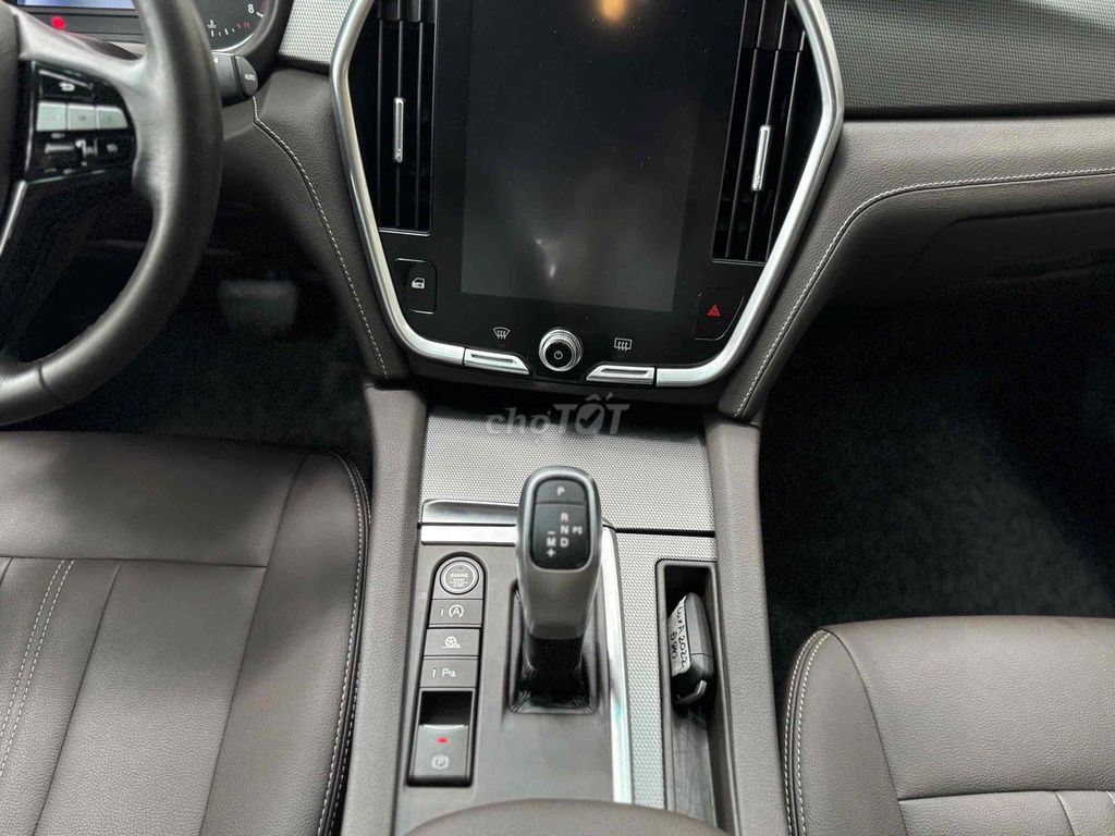 VinFast Lux A2.0 2022 A2.0 Tiêu chuẩn - 30000 km. Mua bán Ô tô tại Quận Cầu Giấy Hà Nội được đăng bởi Bùi Đình Thông hình 7