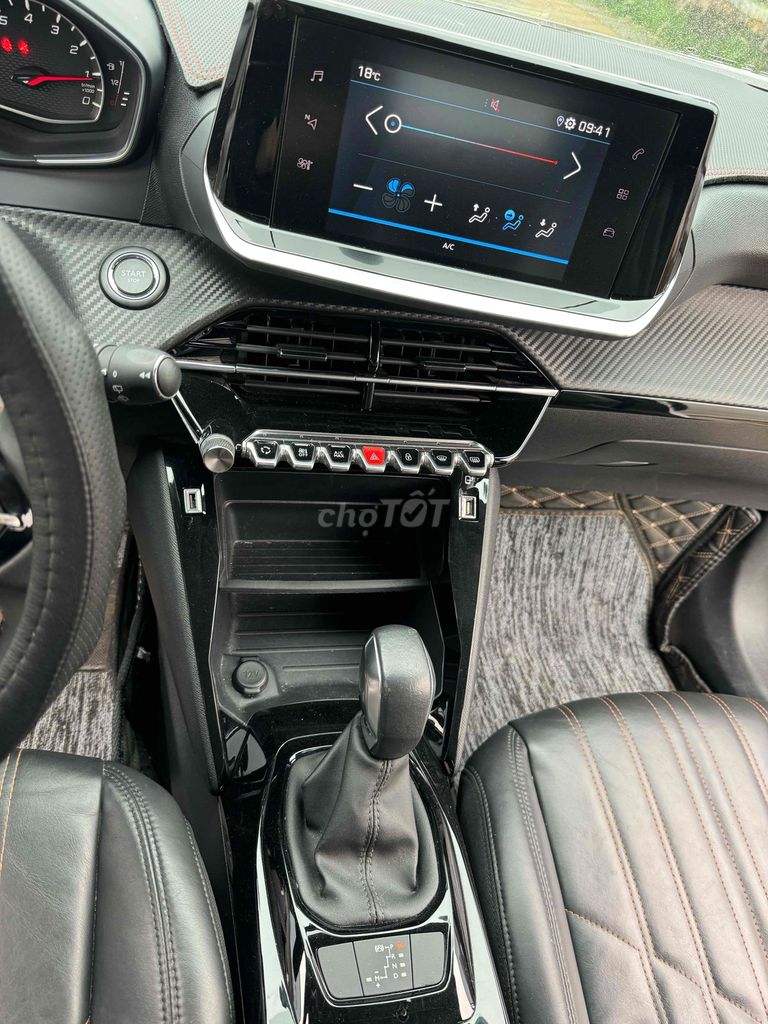 Peugeot 2008 SX 2022 Active 1.2 AT rất mới. Mua bán Ô tô tại Quận Nam Từ Liêm Hà Nội được đăng bởi Auto Anh Tuấn hình 9