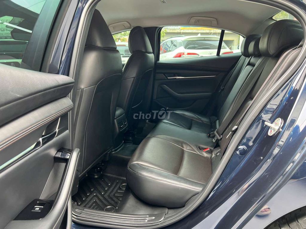MAZDA 3 bản 1.5L. Mua bán Ô tô tại Thành phố Thủ Đức Tp Hồ Chí Minh được đăng bởi Ms Hiệp  hình 13