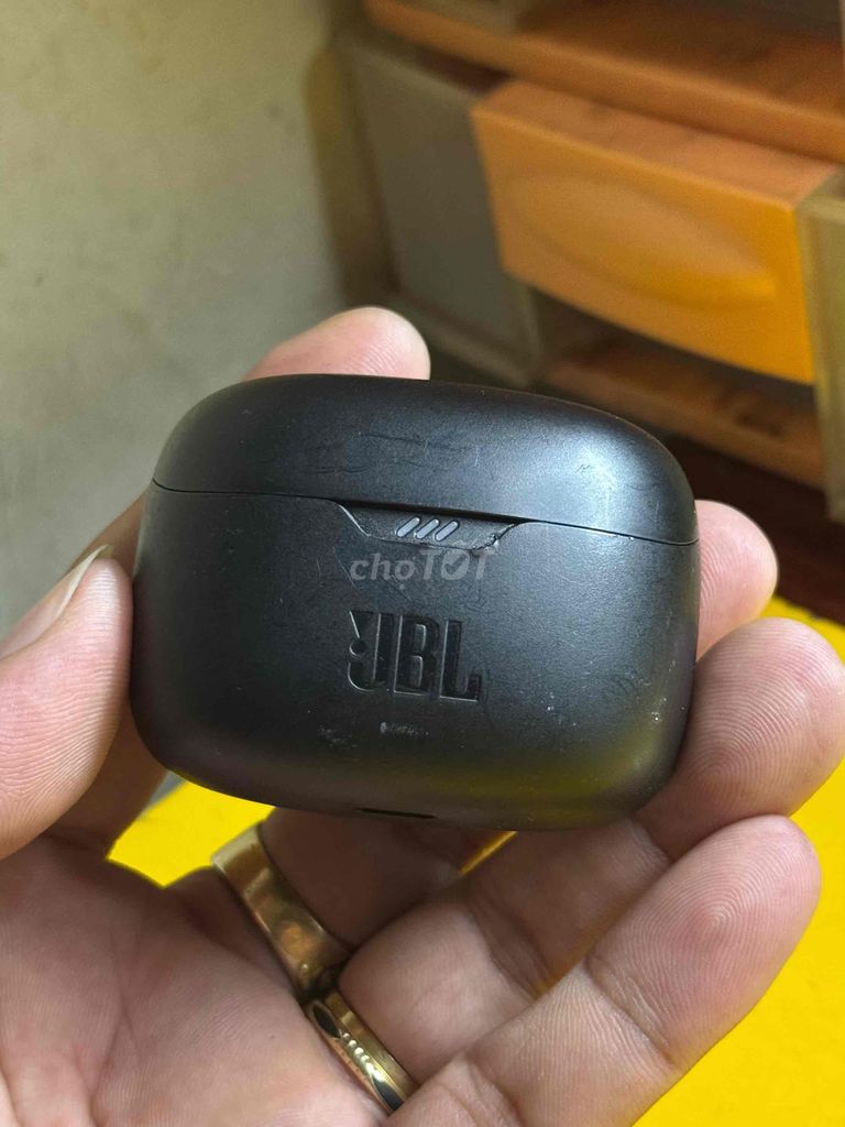 Tai nghe JBL Tune Beam (giá 800k). Mua bán Tivi, Âm thanh tại Quận Tân Bình Tp Hồ Chí Minh được đăng bởi Chuyên Bán Đồ 2hand hình 1