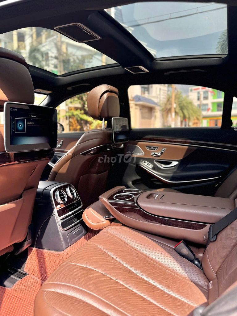 Mercedes-Benz S-Class 2018 photo 3