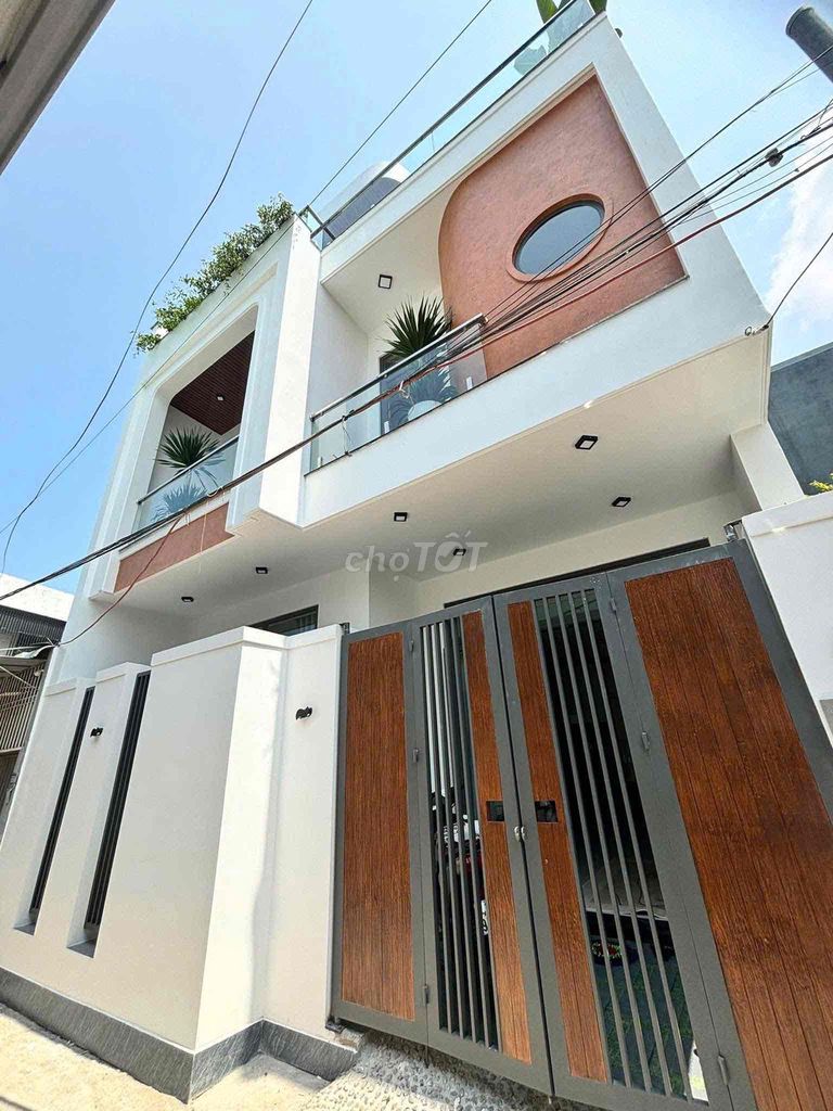 Gửi hh1% acedv Kiệt 140 Nguyễn Chánh Còn mới 90% cho thuê 15tr/1 tháng