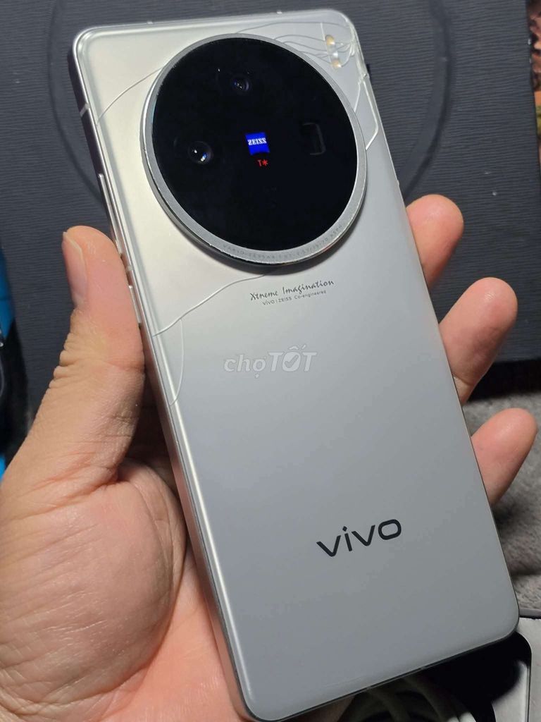 Vivo X100s titan ram 16/256g Vỏ viền đẹp nứt lưng.. Mua bán Điện thoại tại Quận Lê Chân Hải Phòng được đăng bởi Hải Phòng City hình 1
