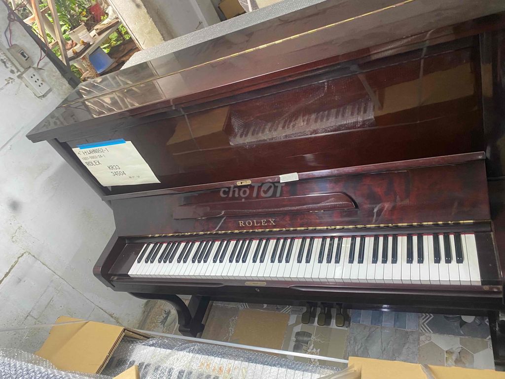 Piano cơ Uprigh Rolex Kr33333 zin nhật tại kho