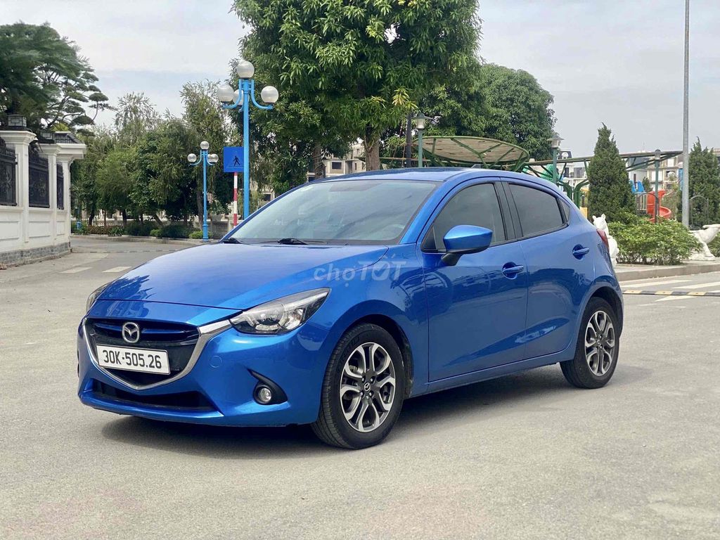 Mazda 2 2015 hatback - 8 km ( nhập Thái). Mua bán Ô tô tại Quận Nam Từ Liêm Hà Nội được đăng bởi nguyễn trần Nam hình 6