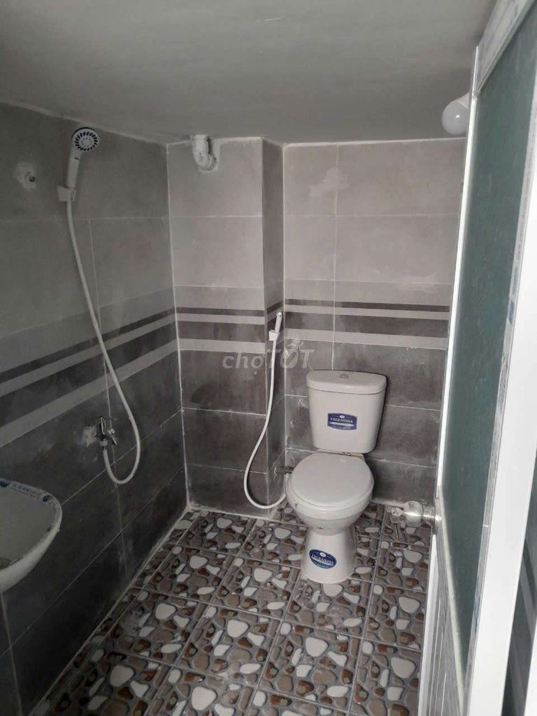 Do đinh cư nuóc ngoài bán lỗ căn hộ mini 200tr