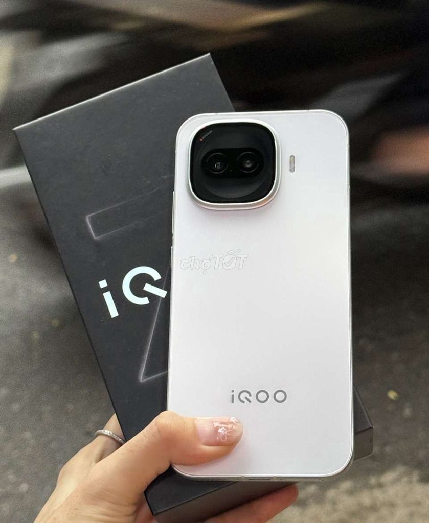 🔥 Vivo iQOO Z11 Turbo / Form vuông vức. Mua bán Điện thoại tại Quận Cẩm Lệ Đà Nẵng được đăng bởi Good Phone hình 1