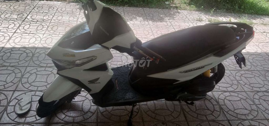 BÁN XE VARIO . SỐ ĐT ***. Mua bán Xe máy tại Huyện Mang Thít Vĩnh Long được đăng bởi Mr Trung  hình 3