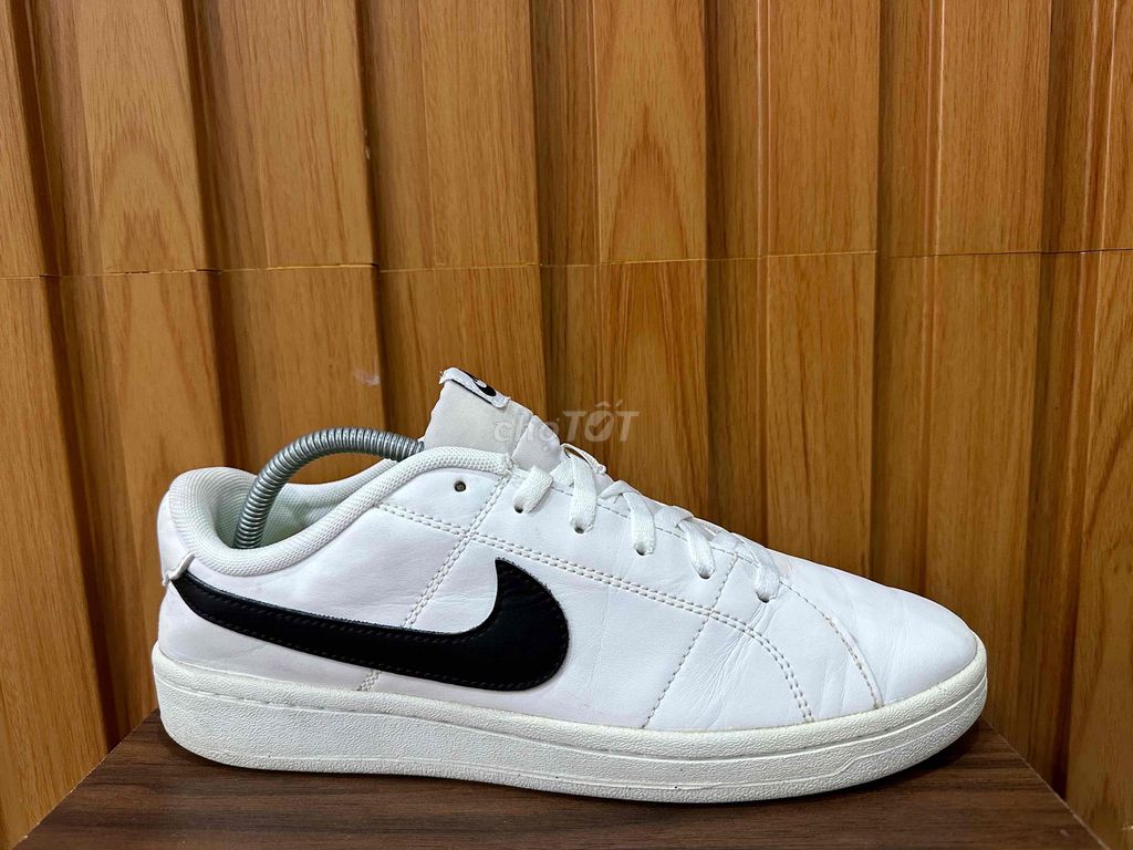 Giày Nike size 42.5 chính hãng mới keng zin 98%