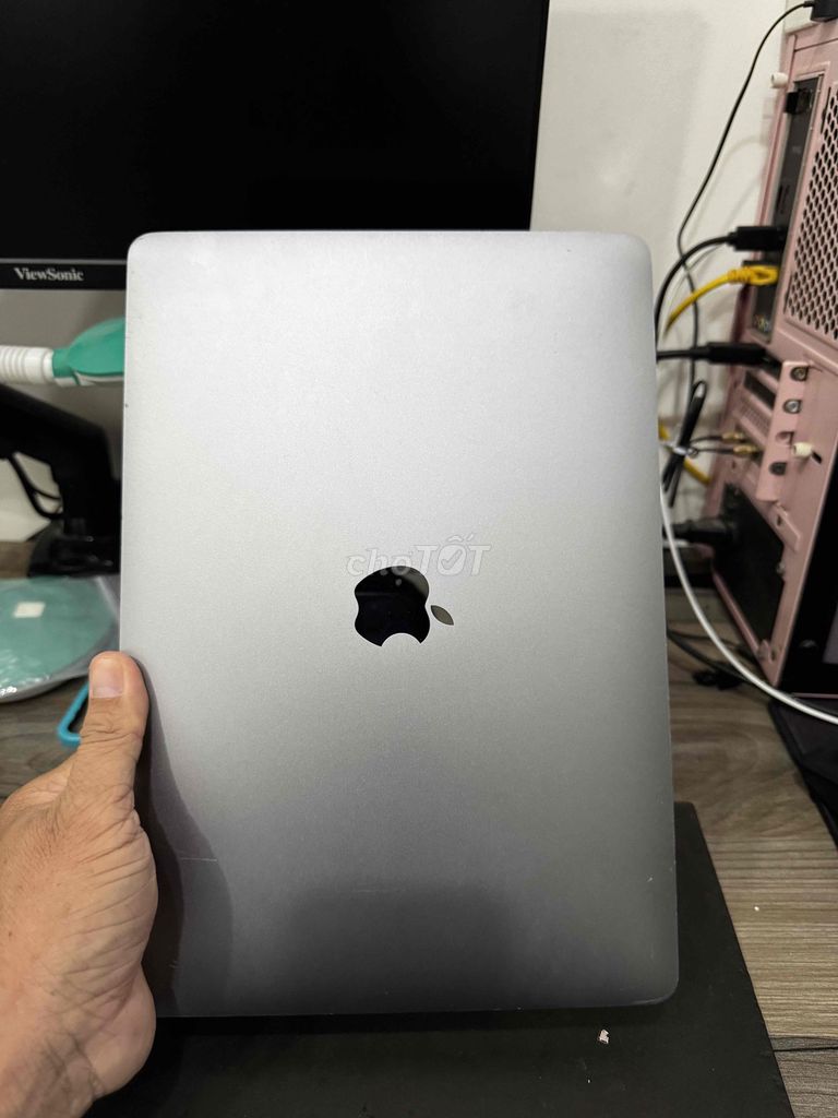 Apple MacBook Pro M2 13.3 inch 8GB/512GB. Mua bán Laptop tại Quận Bình Thạnh Tp Hồ Chí Minh được đăng bởi Vương Đức Hùng hình 1