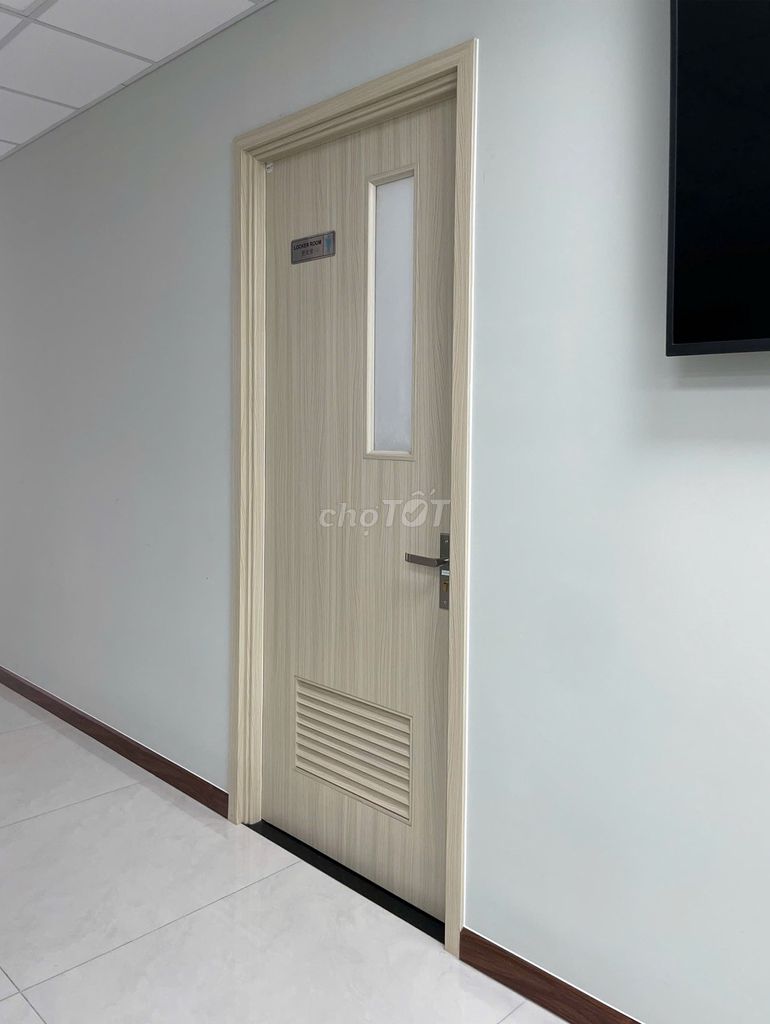 Cửa Nhựa Giả Gỗ tại Đăk Lăk. Mua bán Nội thất, đồ gia dụng khác tại Thành phố Buôn Ma Thuột Đắk Lắk được đăng bởi LÊ THỊ TRANG hình 2